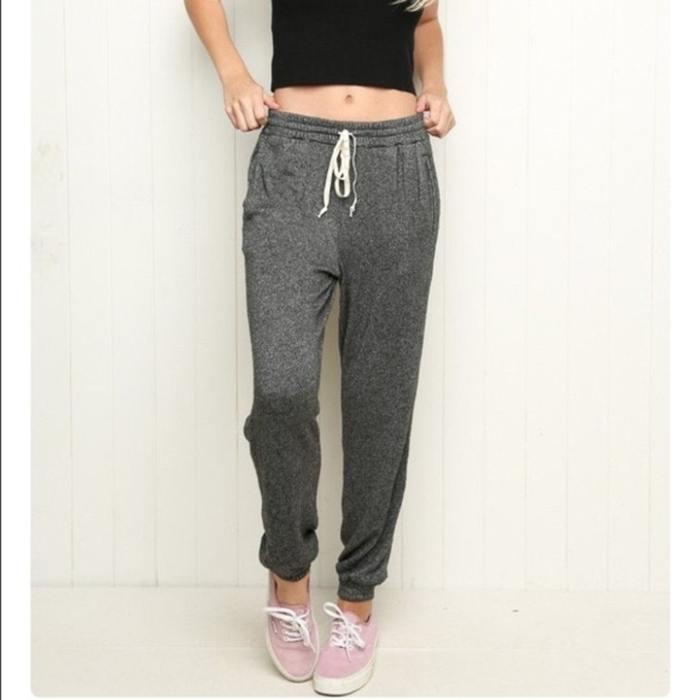 Rosa Dark Grey Sweatpants